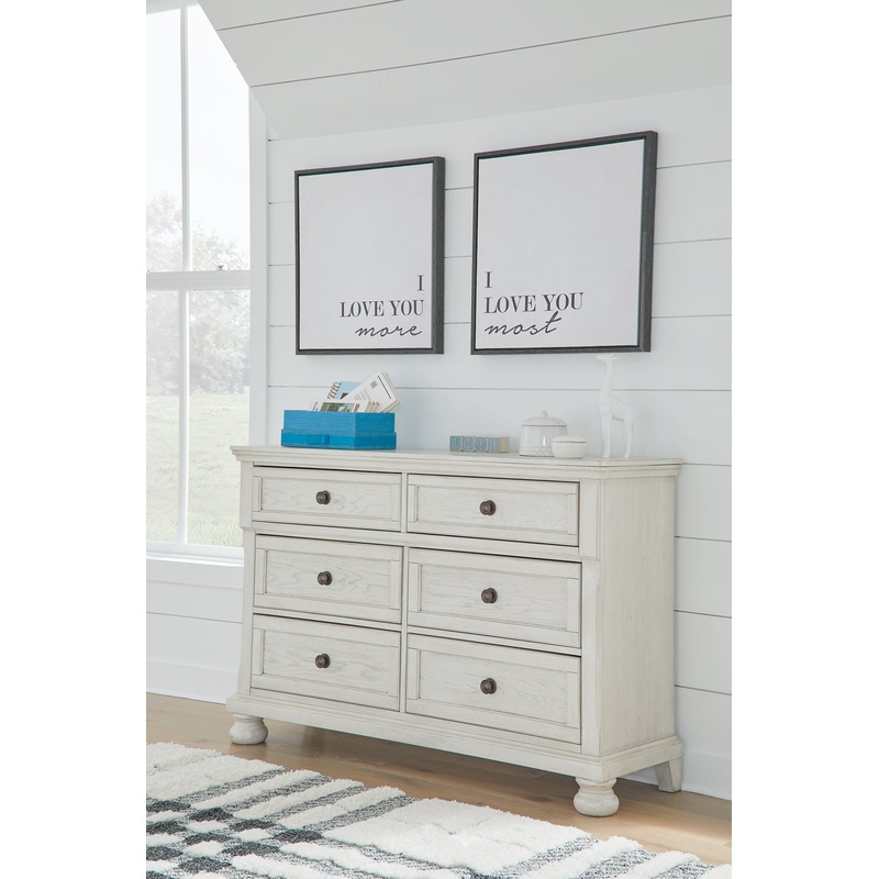 Robbinsdale Dresser