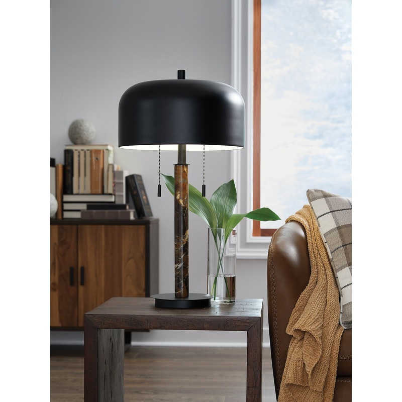 Alanbert Metal Table Lamp (1/CN)