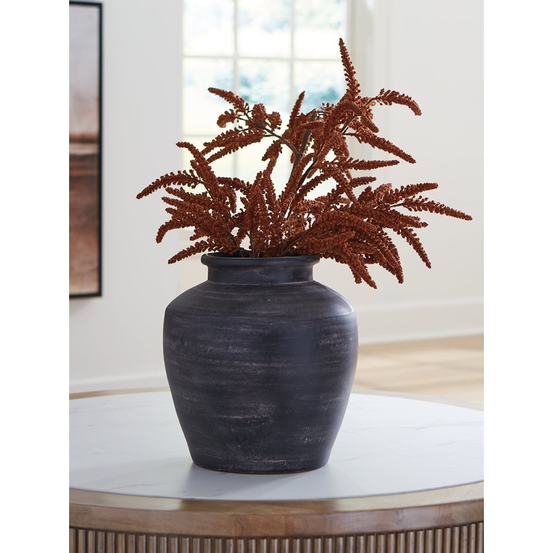 Meadie Vase