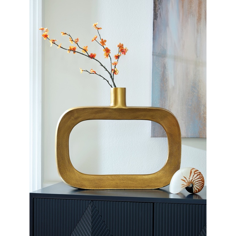 Lawtonville Vase