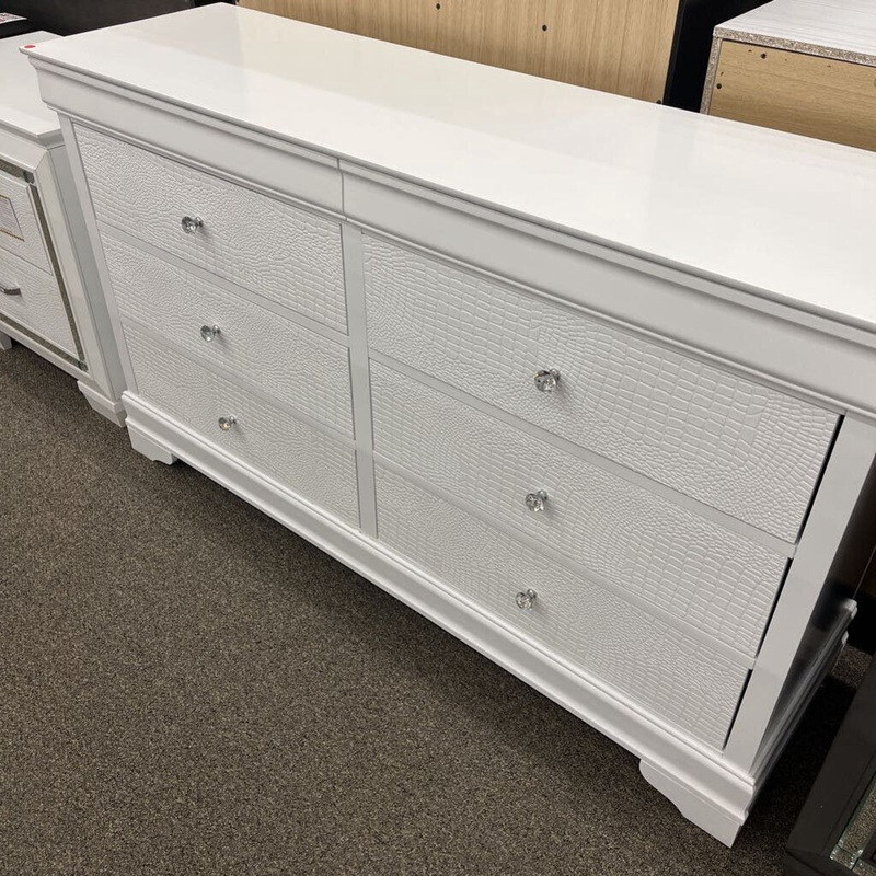 HOB 1556W-5 Dresser White
