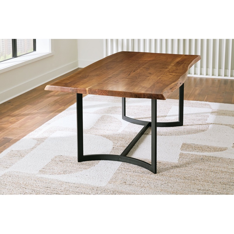 Fortmaine Rectangular Dining Room Table