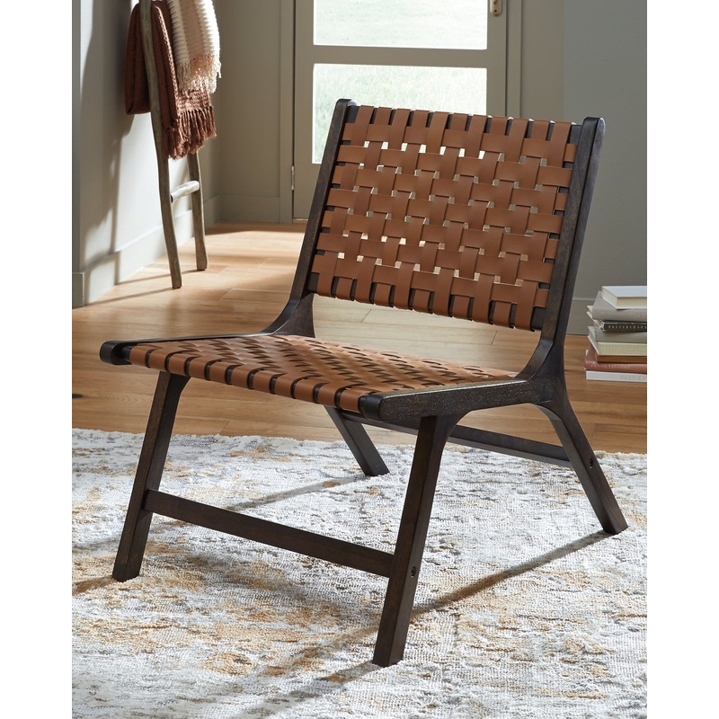 Fayme Accent Chair