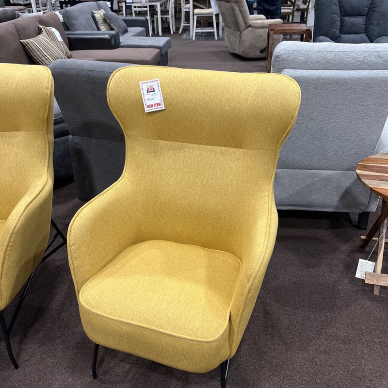 E U3327-511 Accent Chair Curry
