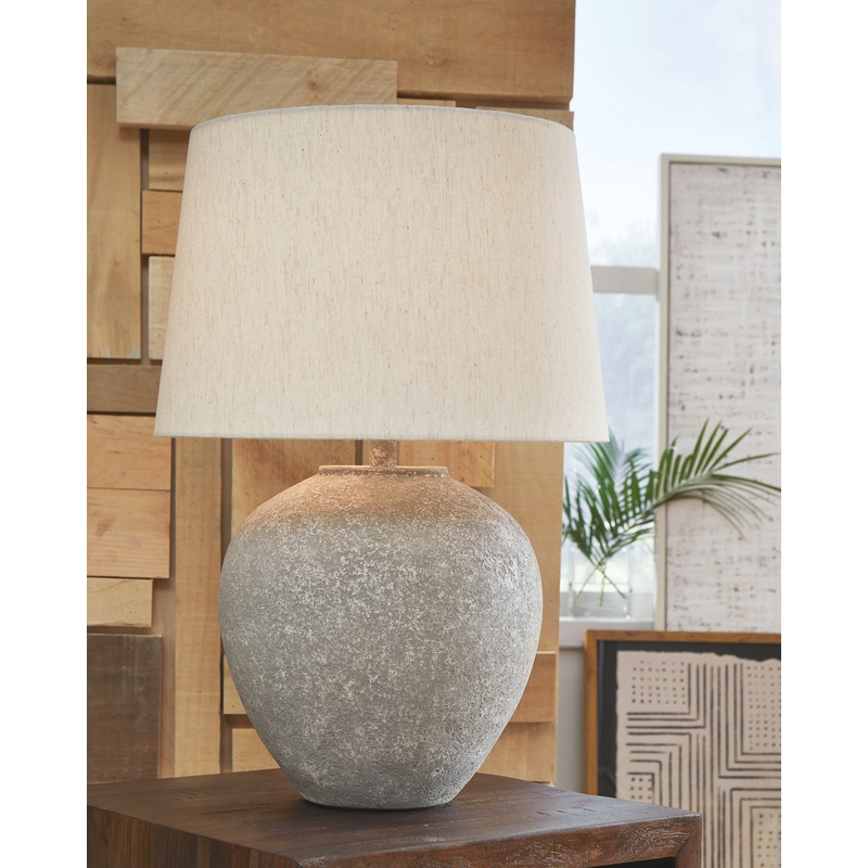 Dreward Metal Table Lamp (1/CN)