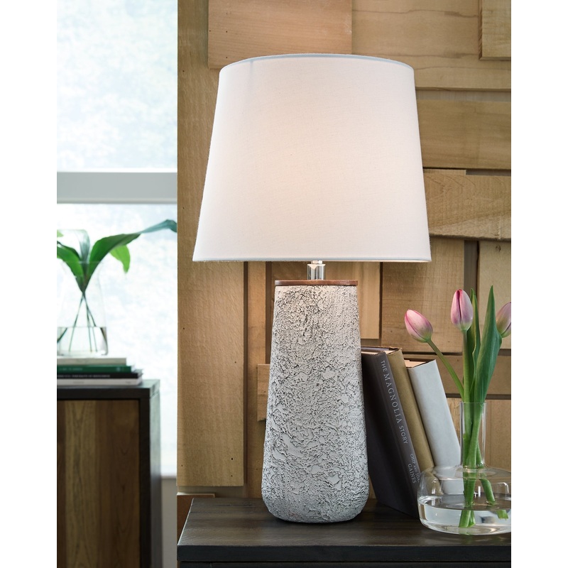 Chaston Metal Table Lamp (2/CN)