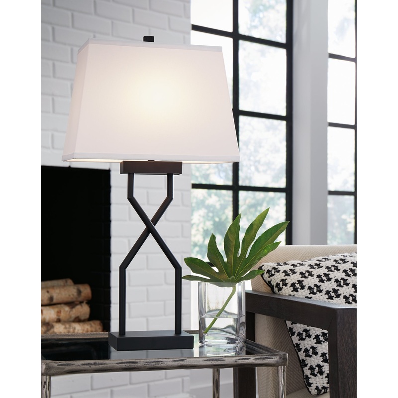 Brookthrone Metal Table Lamp (2/CN)